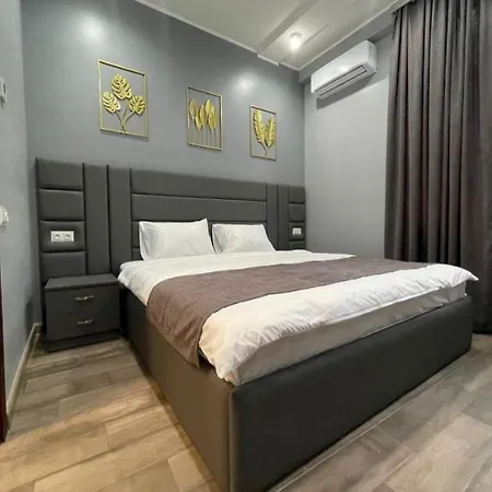 Days Hotel Yerevan Exterior photo
